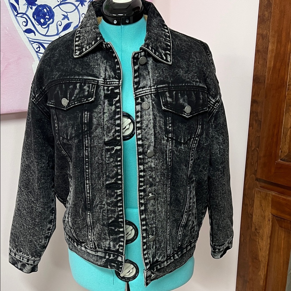 Washed Black Denim Trucker Jacket - Classic Button-Front